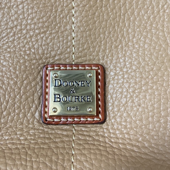Dooney & Bourke Kimberly Crossbody Brown - Picture 4 of 12
